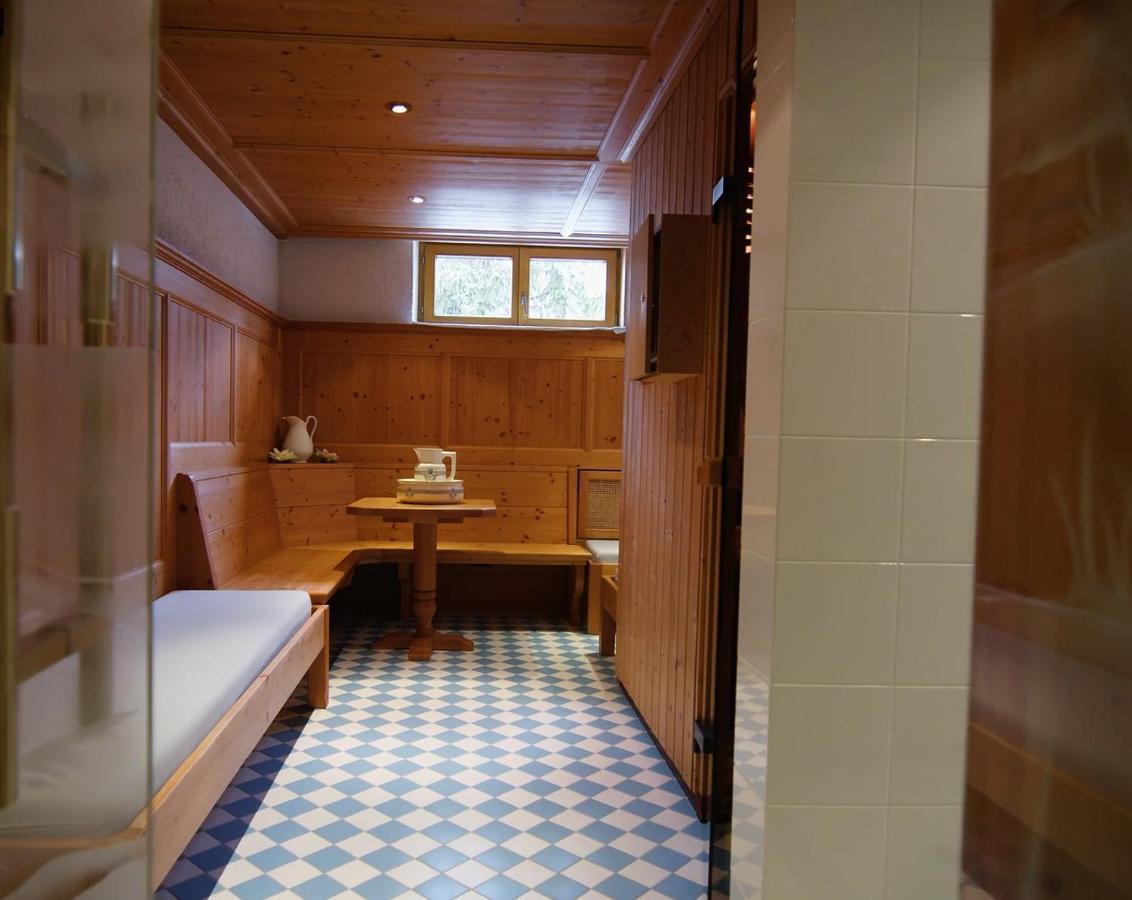 Hotel Pension Alpenrose Лех Экстерьер фото